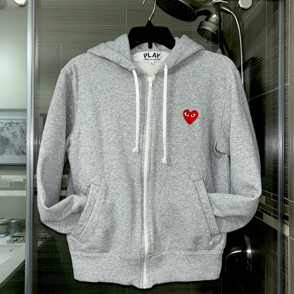 ❤️Comme Des Garçons PLAY✨ Gray Zip Up Graphic Hoodie Sweatshirt Size small - Picture 3 of 15